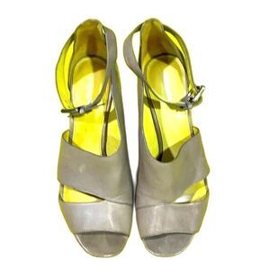 Coach Manhattan gray stiletto’s wmns size 9